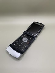 Motorola RAZR V3m Cellular Flip Phone (Verizon) – Silver – UNTESTED