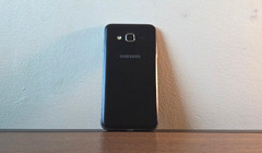 *Lot of 2* Samsung Galaxy Luna Pro (S327VL) & Samsung Galaxy Sky (S320VL)