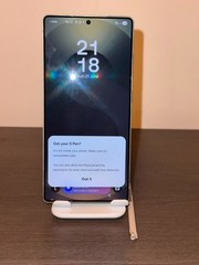Samsung Galaxy S25 Ultra 256GB SM-S938B/DS – Unlocked – Cracked Back Glass