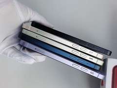 Apple iPhone 12 – (Unlocked) 64GB/128GB/256GB 6.1″ – All colors – Smartphone