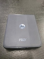 Motorola Razr+ Flip Unlocked 5G Android 50MP 8GB RAM 6.9in Dual SIM Black