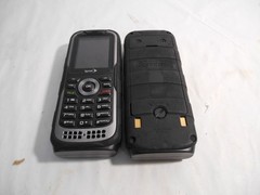 Kyocera DuraPlus E4233 Sprint PTT 3G CDMA Rugged Military Cell Phone Flash Light