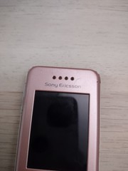 Sony Ericson Walkman W580i Metro Pink