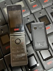 Lot Of 20 Atel R3Di 4G-LTE Basic Flip-Phone UNLOCKED T-Mobile Metro Qlink