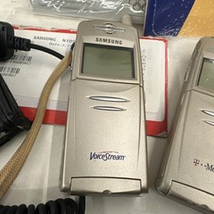 Lot Of 4 Samsung SGH-N105 GSM Cell Phone Rare Voice Stream Vintage Collectable
