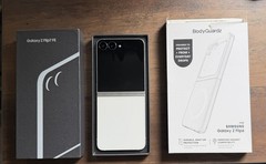 Samsung Galaxy Z Flip7 FE SM-F761U1 – 128GB – White – Unlocked – Excellent