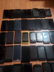 Lot of 40 Hybrid model LG /HTC /BLU and other for parts