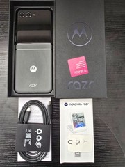 Motorola Razr 5g 2024, 8 GB RAM / 256 GB Storage T-Mobile model XT2453-3