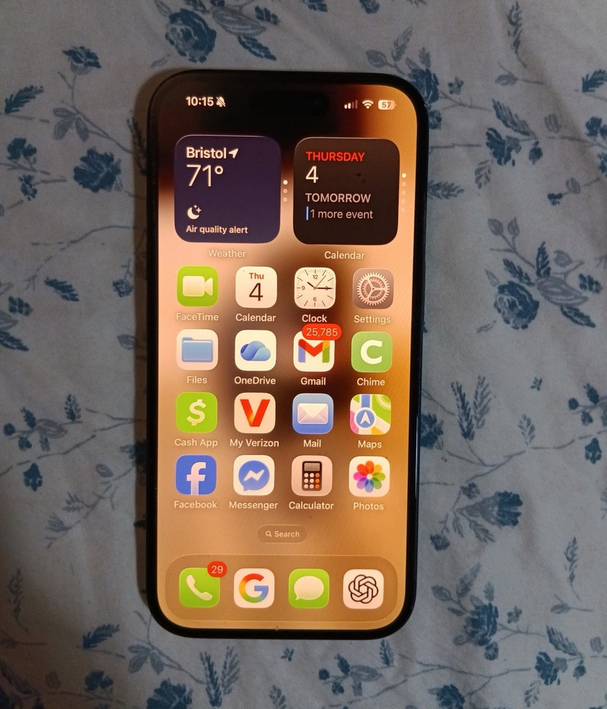 Apple iPhone 16 128GB Black Verizon 6.1in 5G Face ID MYAP3LL/A