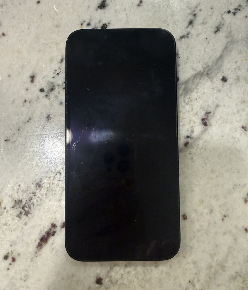 Apple iPhone Black Bar Smartphone 12MP Dual Rear Camera Dual Camera