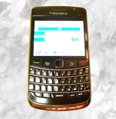🔥 UNLOCKED BLACKBERRY BOLD 9700 QWERTY CELL PHONE BELL TELUS ROGERS CHATR 🔥