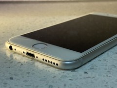 Apple iPhone 6 – 128GB – Silver A1688 (CDMA + GSM)/ DO
