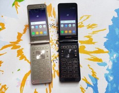 Samsung Galaxy Folder 2 G1650 16GB Unlocked Dual SIM 4G LTE Cell Phone OPEN BOX