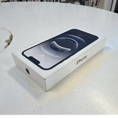 Apple iPhone 16e 128GB Black 48MP A18