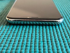 Apple iPhone X – 64GB – Silver (Unlocked) A1865 (CDMA + GSM)
