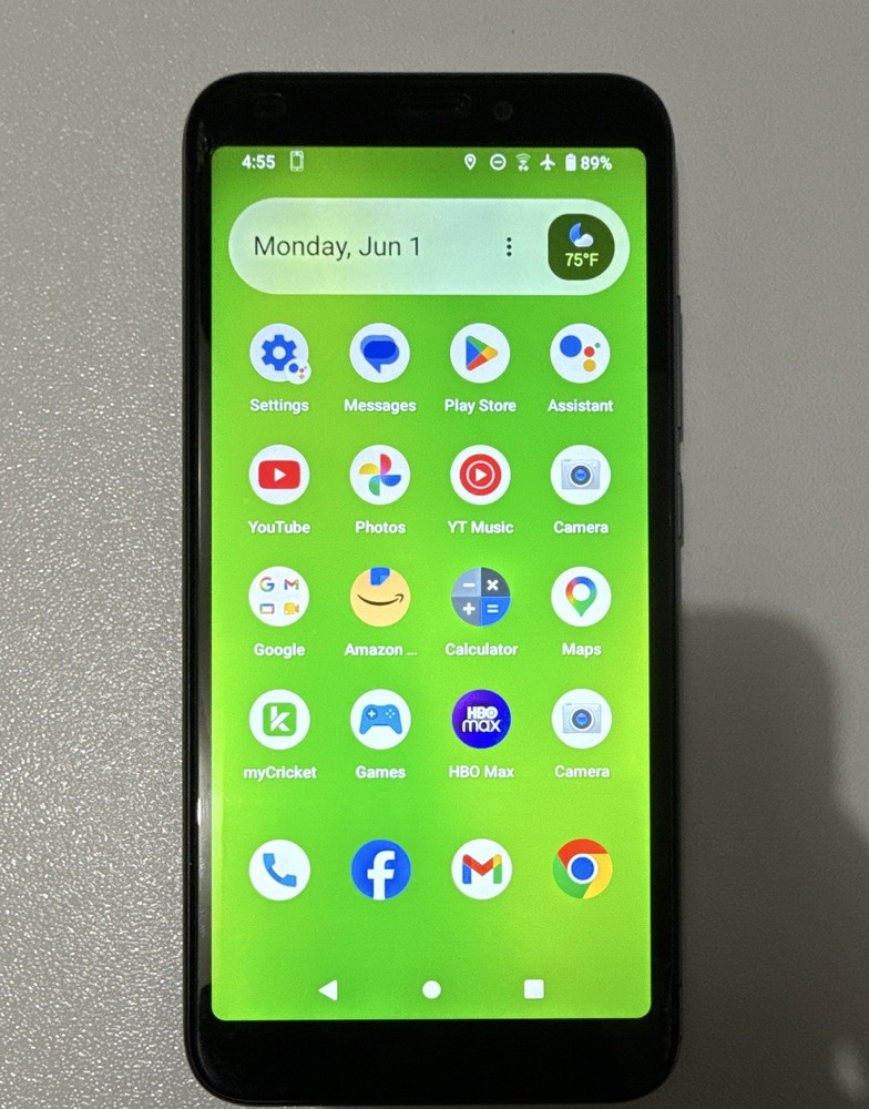 Cricket Debut Smart 32GB Silver Cricket 4G LTE Android 12 5.5in 3GB 5MP.