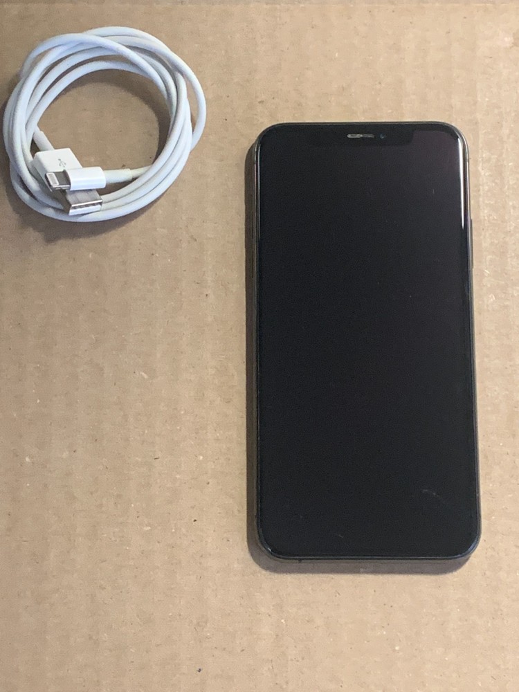 Apple iPhone XS 256GB Space gray (Unlocked) A1920 READ