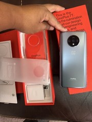 OnePlus 7T – 128GB – Frosted Silver (GSM Unlocked) New Open Box Condition