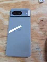 Google Pixel 8 – 128 GB – Hazel (Unlocked) not turning on