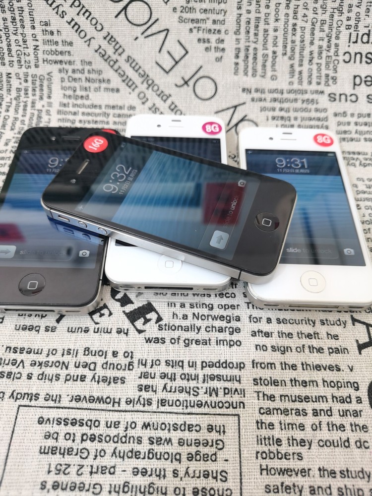 Original Apple iPhone 4S 8GB 16GB 32GB Black white (Unlocked) (GSM) IOS9