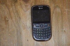 BlackBerry Curve 8520 AT&T Black QWERTY Keyboard Smartphone Optical Trackpad
