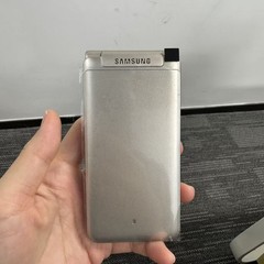 Samsung Galaxy Folder SM-G1600 Unlocked 4G 16GB 3.8 in LTE Dual SIM Flip Phone
