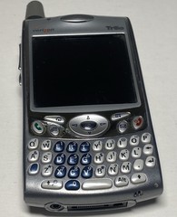 Vintage Palm Treo 650 Smartphone – Silver/Gray – Untested / For Parts or Repair