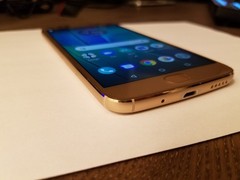 Motorola Moto G5S Plus – 32 GB – Gold (Factory Unlocked) (Good, Some Scuffs)