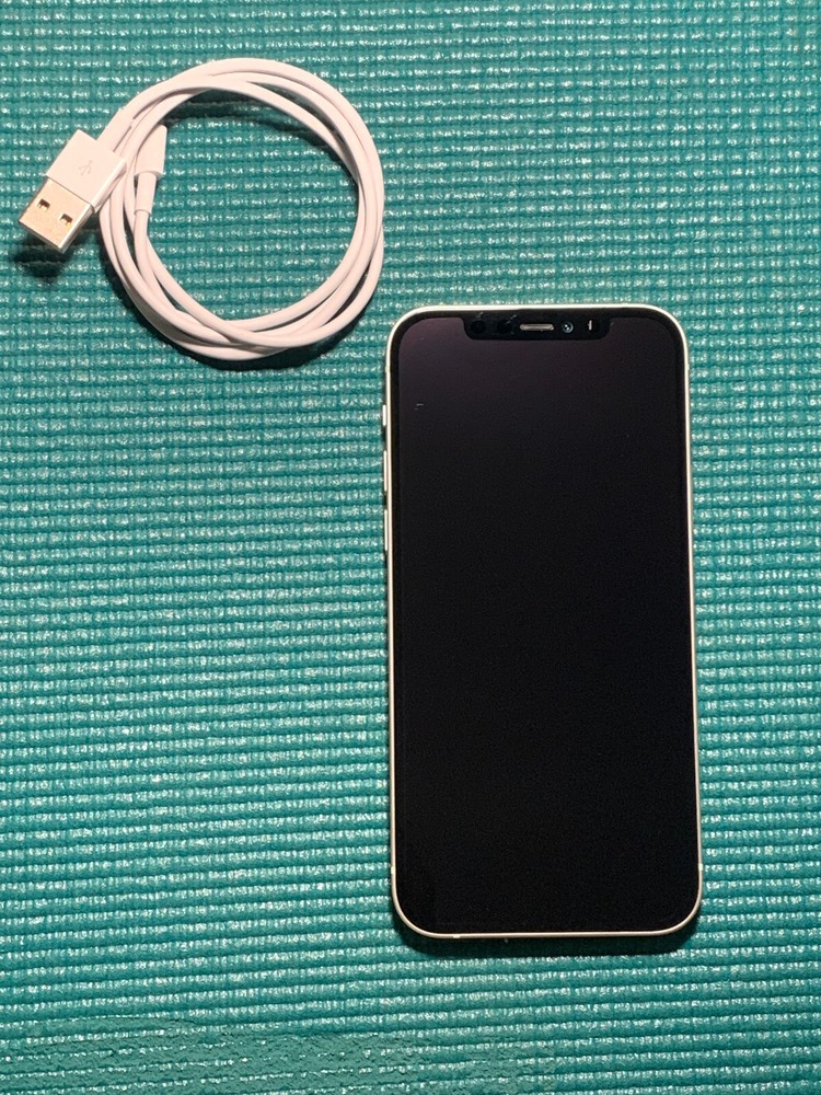 Apple iPhone 12 – 128GB – Green (Unlocked) A2172 (CDMA + GSM)