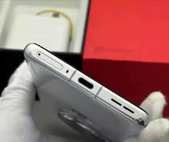 New OnePlus 12 5G 6.82” 5400mAh 50MP 512GB OxygenOS 15 (International) Google
