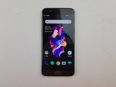 OnePlus 5 (A5000) 64GB – Black (GSM Unlocked) Dual SIM Smartphone – H6490