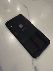 Apple iPhone XR 128GB Black Unlocked MT362LL/A w/ Box & New Accessories – Great!