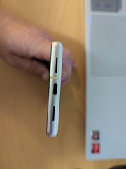 Google Pixel 7 (5G) – 128GB Lemongrass *UNLOCKED* water damage for parts/repair