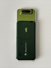 Retro Sony Ericsson Walkman W580i Cell Phone 2G for AT&T – Untested Parts/Repair