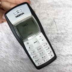 Nokia 1100 2G Classic Unlocked GSM 900/1800MHz cellphone +1 Year WARRANTY