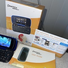 Pantech Impact P7000 – Blue (AT&T) Smartphone