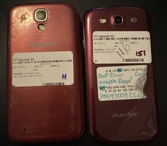 Lot of 2 Samsung Galaxy S3 S4 Red (ATT) Fast Ship Used Cracked Glass No Power