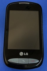 LG 800G / 800GB – Black ( TracFone ) Cellular Phone; No battery