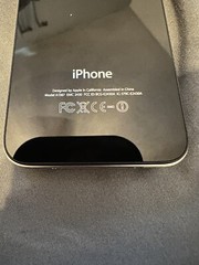 Apple iPhone 4s – 16GB – Black (AT&T) A1387 (CDMA + GSM)
