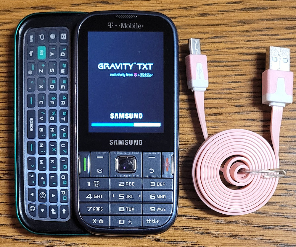 Samsung Gravity TXT SGH-T379 – Emerald Gray ( T-Mobile ) Very Rare Slider Phone