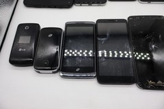 Lot Of 13 Mixed Android Apple Cell Phones or For Parts Only LG SAMSUNG IPHONE