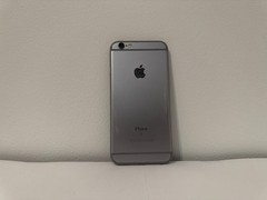 Apple iPhone 6s – 64 GB – Space Gray (Unlocked)