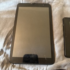 Lot Of Broken Phones/Tablets (3 Phones, 2 Tablets) For Parts Or Repair