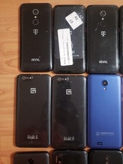 Lot of 15 REVVL /Moto /BLU and other for parts