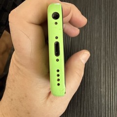 Lime green Apple iPhone 5C 16GB Smartphone – not tested