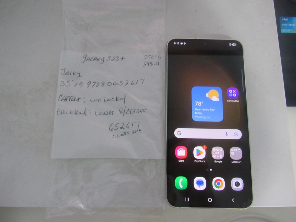 Samsung Galaxy S23+ Plus, S916U 256GB, White, Unlocked, Corner Crack, Clean IMEI
