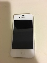 Apple iPhone 4s – 16GB – White (AT&T) A1387 (CDMA + GSM)