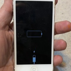 Apple Silver/White Bar Style Smartphone 8MP Camera 4.0in Lightning Connectivity