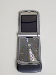 Vintage Retro Motorola RAZR V3 Miami Ink Dragon Tattoo Very Rare Flip Phone
