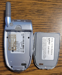 LG VX6000 – Silver and Blue ( Verizon ) Very Rare Cellular Flip Phone – READ
